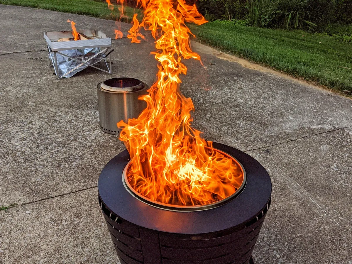 6 Reasons Why You Should Warm Up to a Backyard Fire Pit